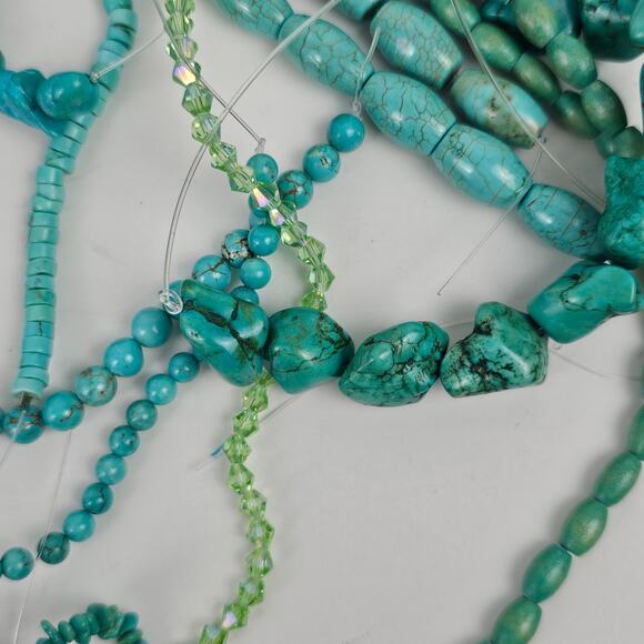 Lot new 22 strands turquoise beads various sizes shapes crafts hobbyist - Picture 6 of 6